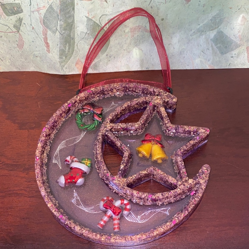Festive Crescent Moon & Star Wallhanging